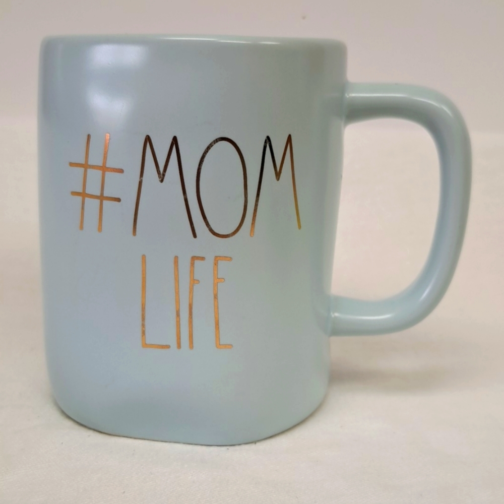 Rae Dunn " # MOM LIFE" ceramic mug